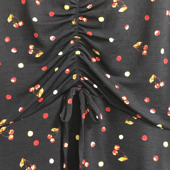 LC Lauren Conrad dress with ruched v-neck and ruched sleeve detail - Picture 3 of 4